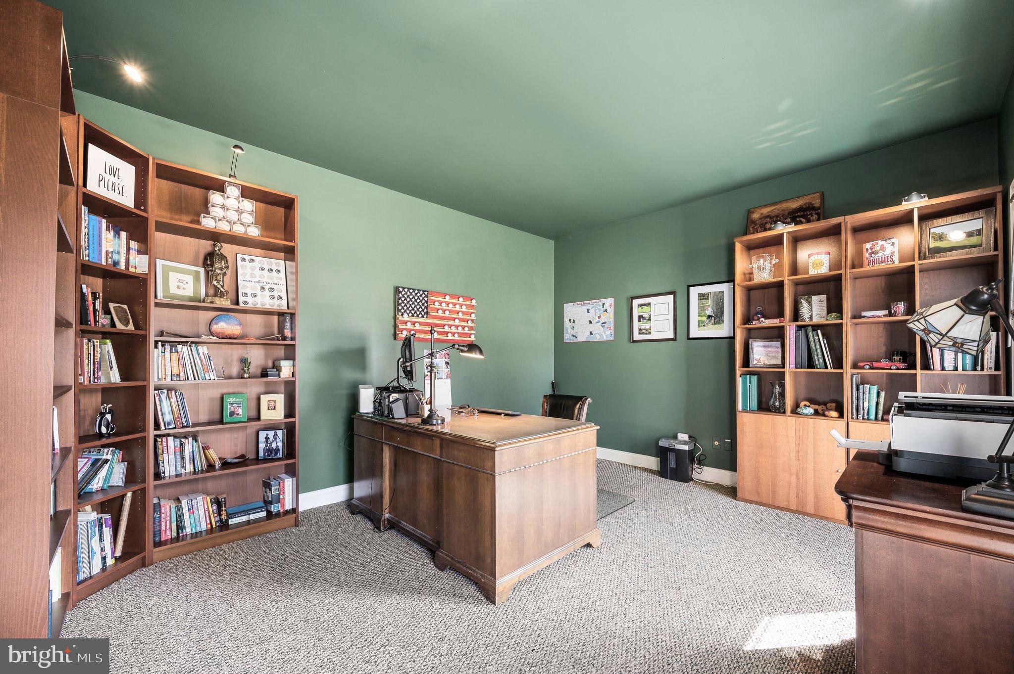 WYCKFIELD - Residential