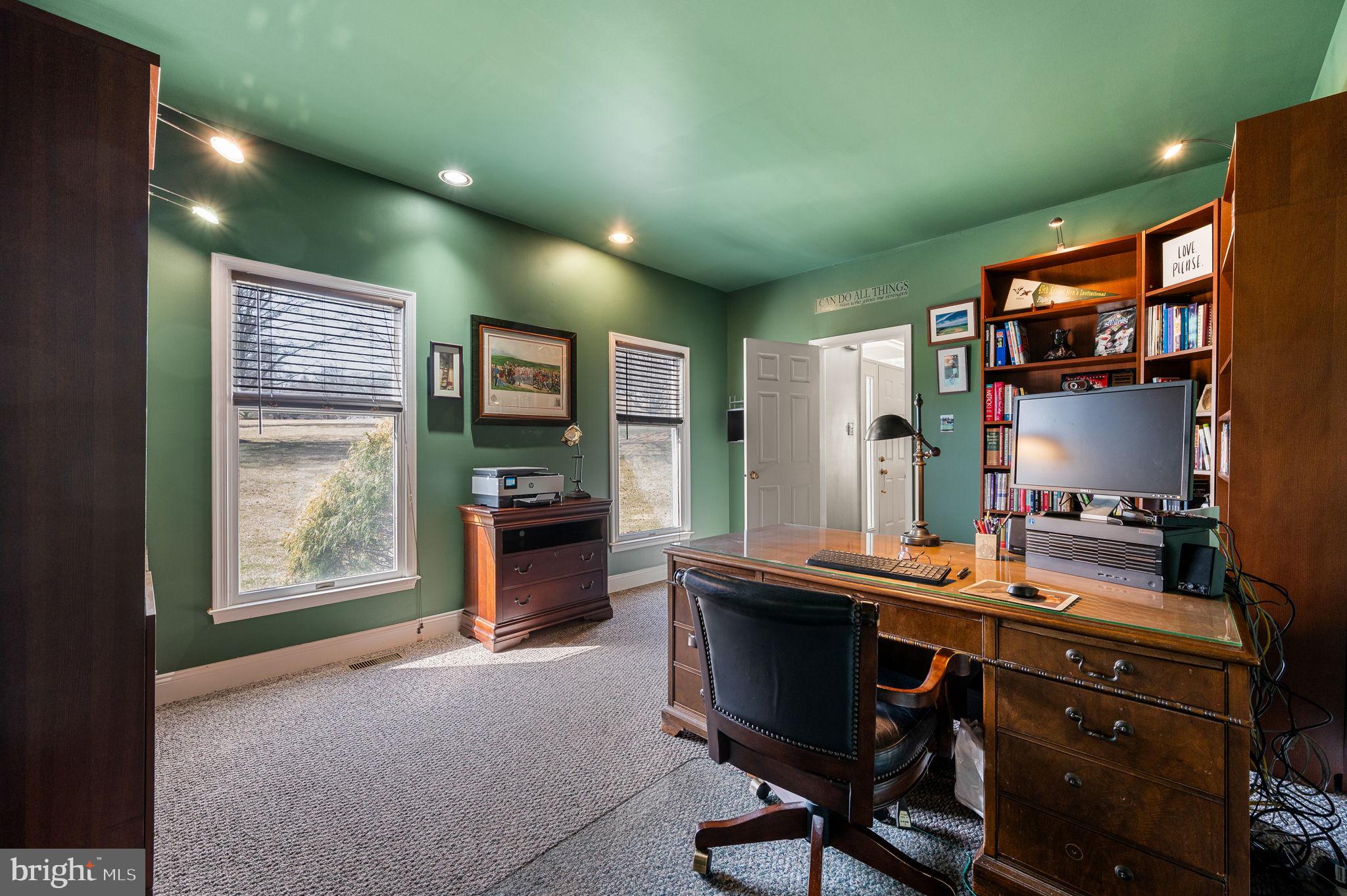 WYCKFIELD - Residential