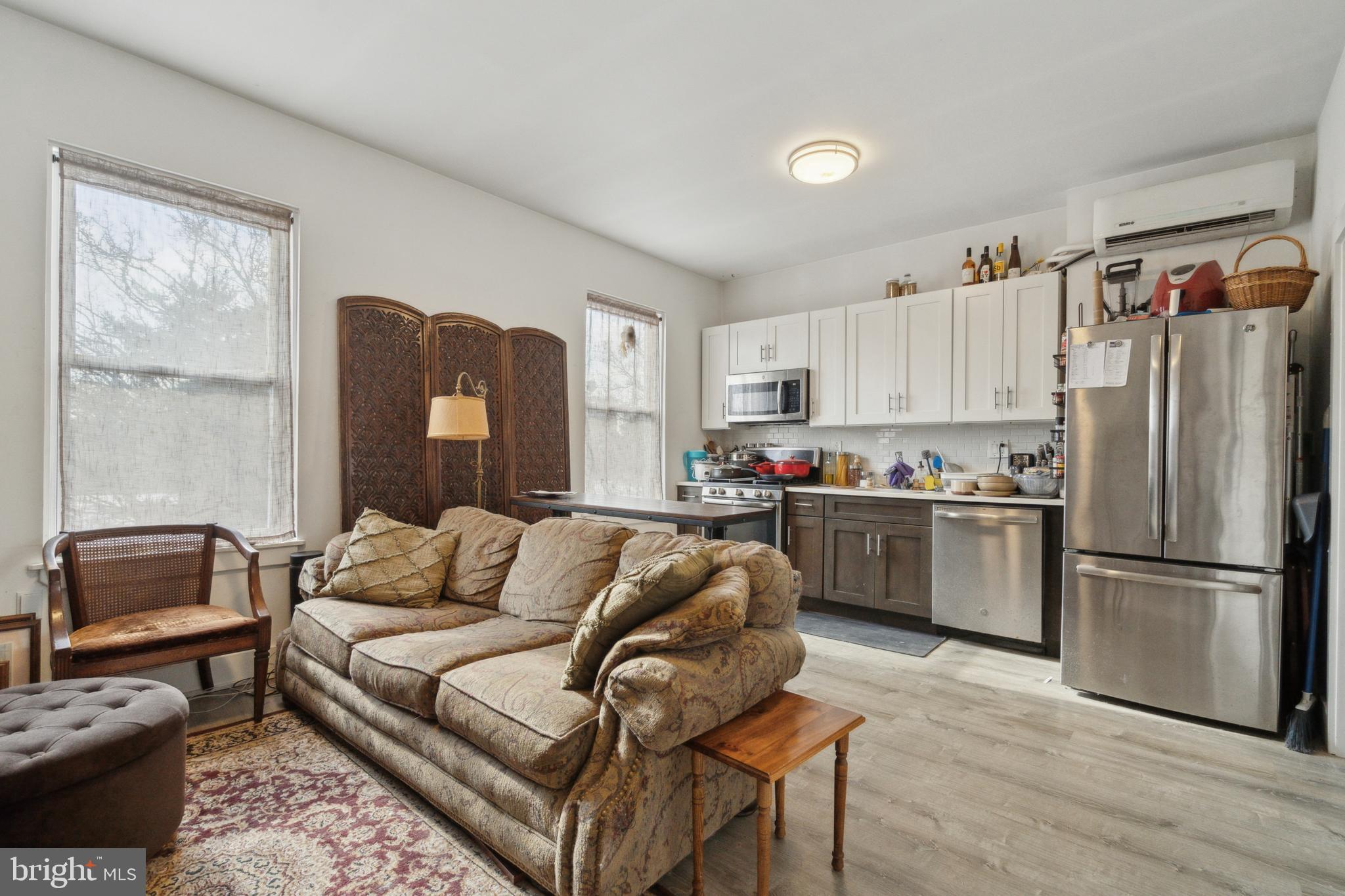 NORRIS SQUARE - Residential Income