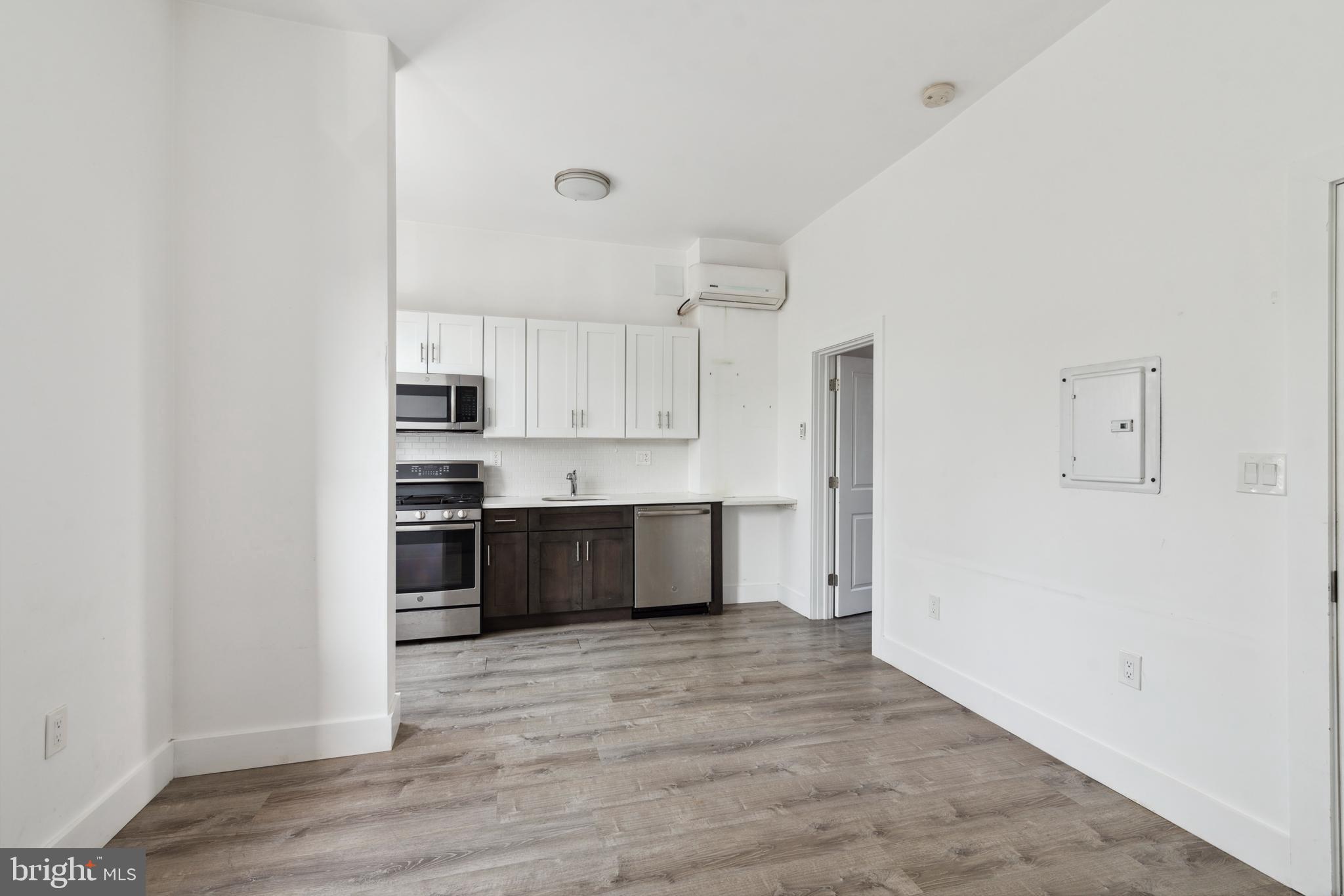 NORRIS SQUARE - Residential Income