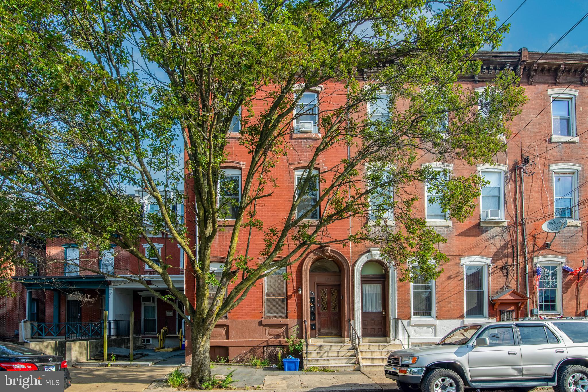 NORRIS SQUARE - Residential Income