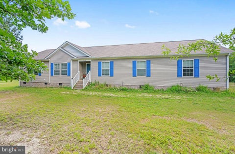 Homes For Sale - 212 Briar Circle<br/> BUMPASS, VA 23024