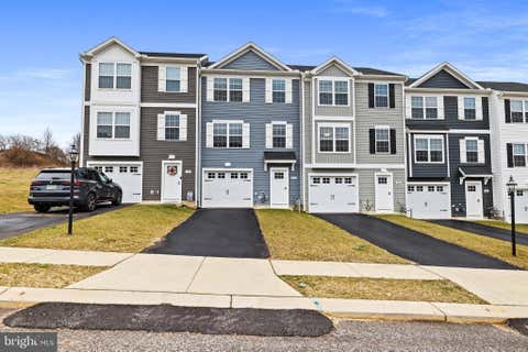 Townhouse For Rent - 157 Spanglers Mill Rd Rd #317<br/> York County, NEW CUMBERLAND, PA 17070