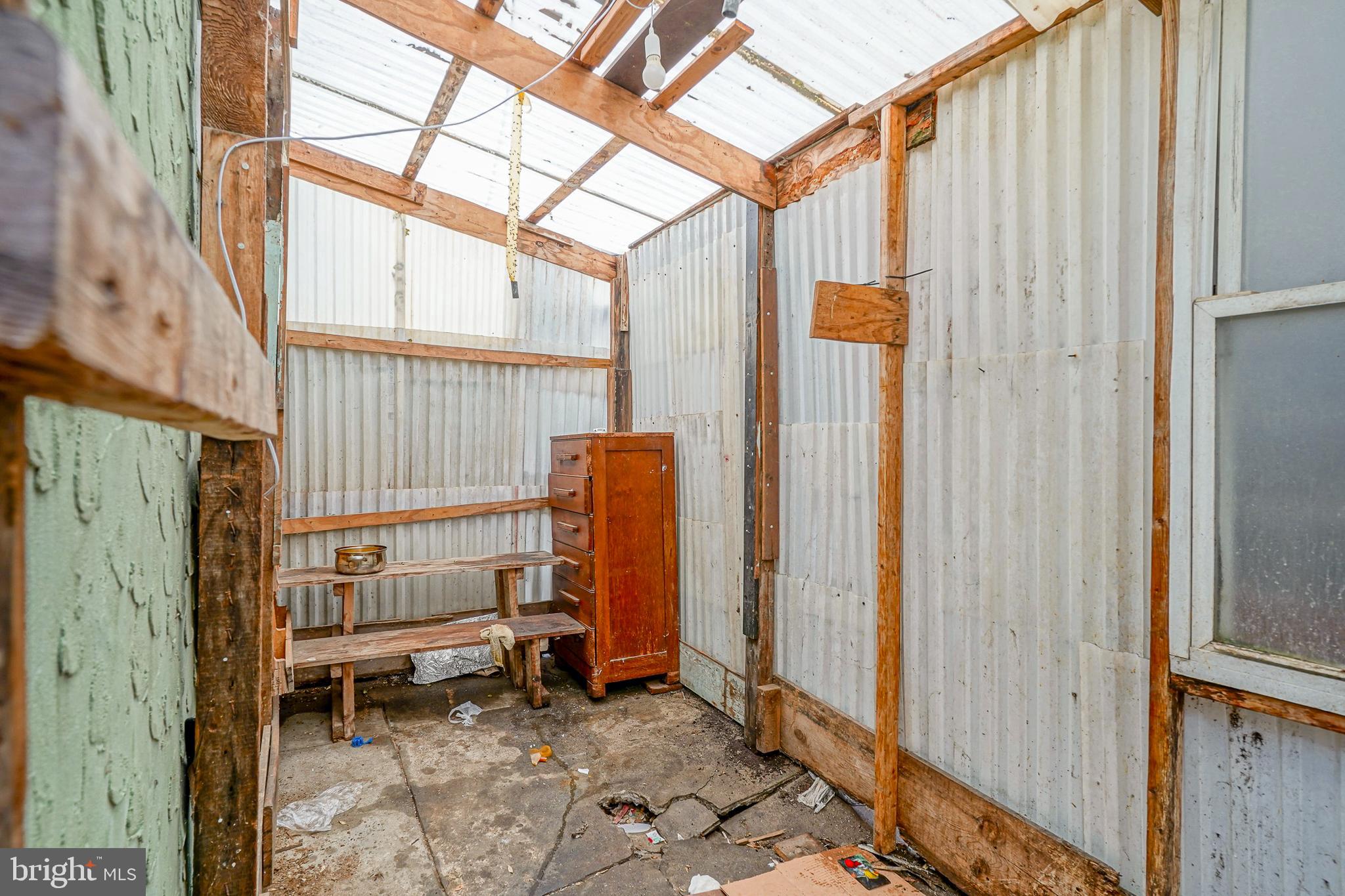 WHITMAN - Residential
