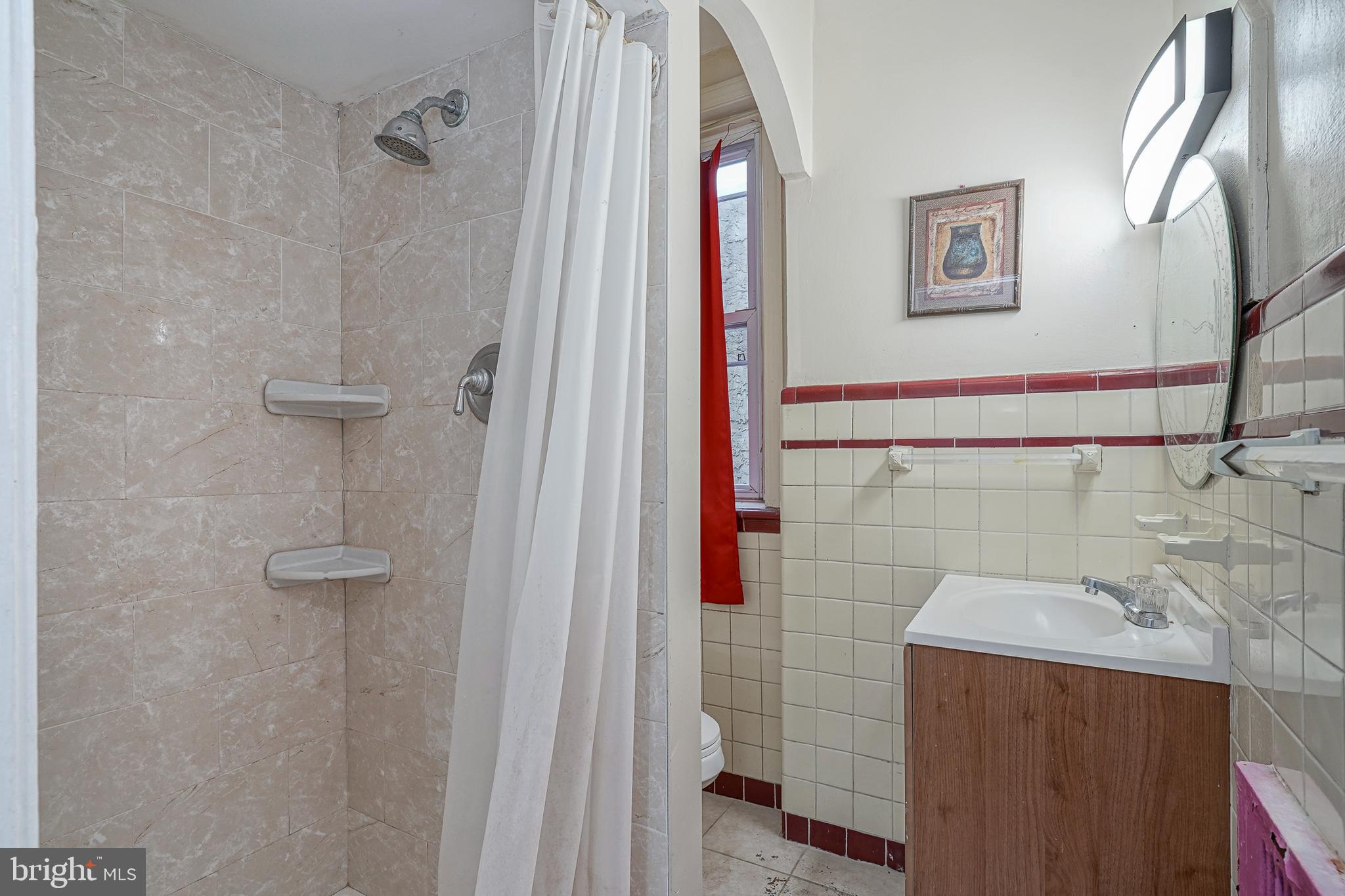 WHITMAN - Residential