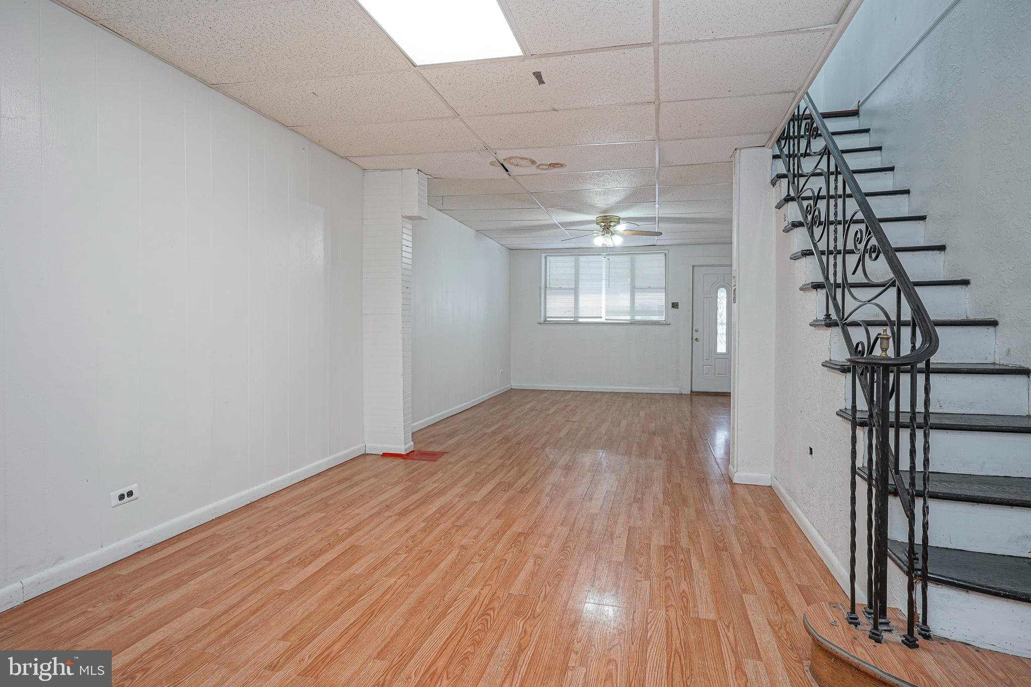 WHITMAN - Residential