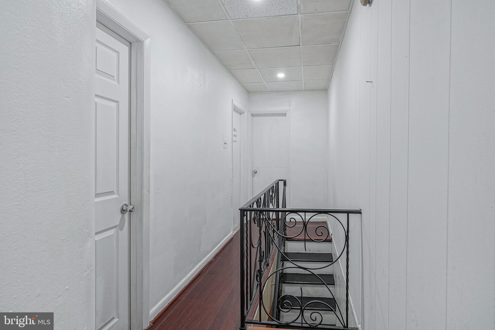 WHITMAN - Residential
