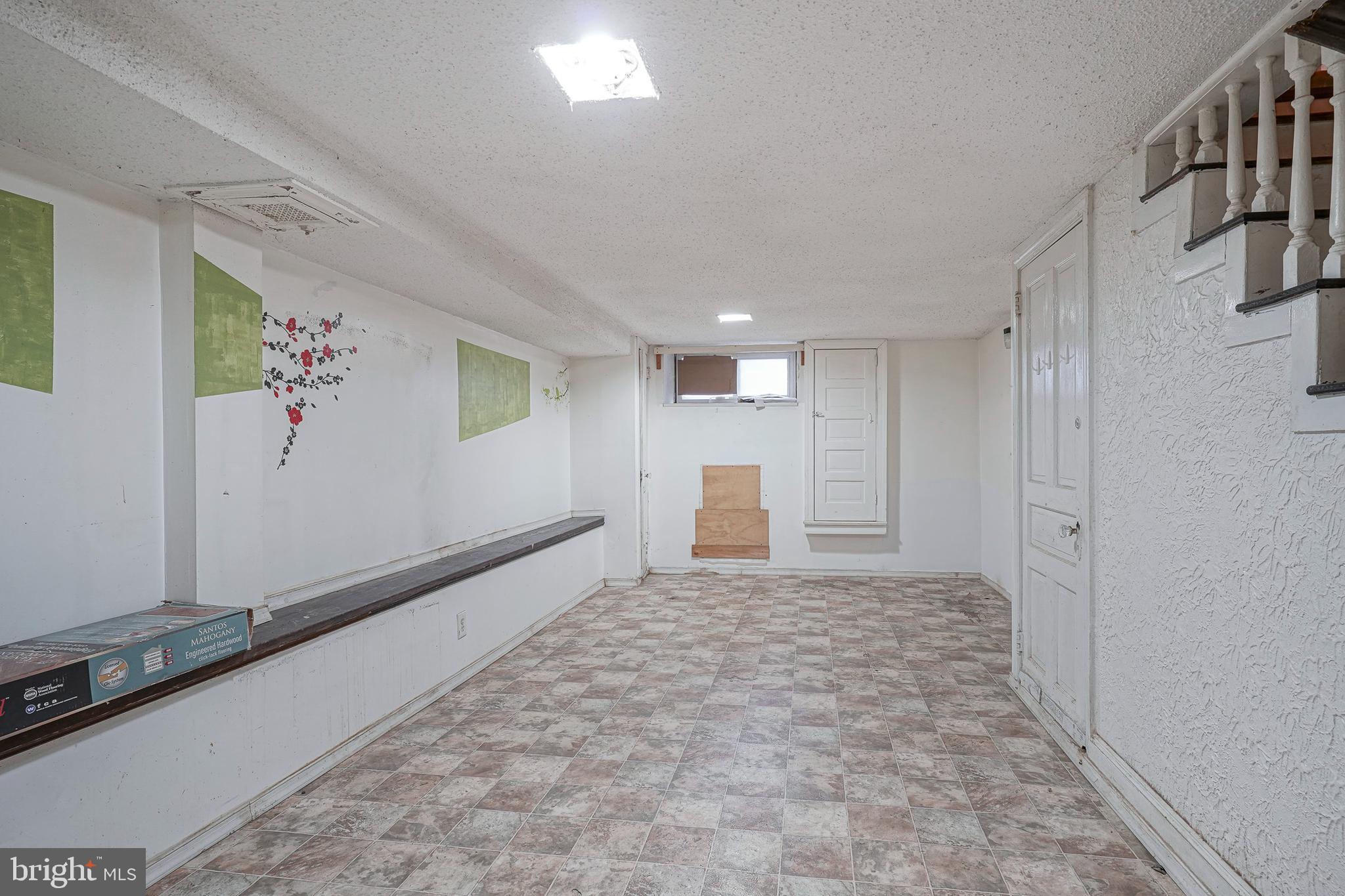 WHITMAN - Residential