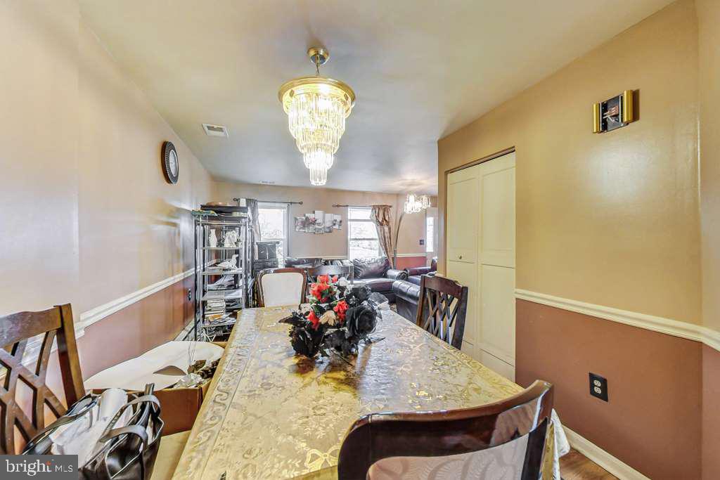 WOODSTREAM EAST PLAT EIG - Residential