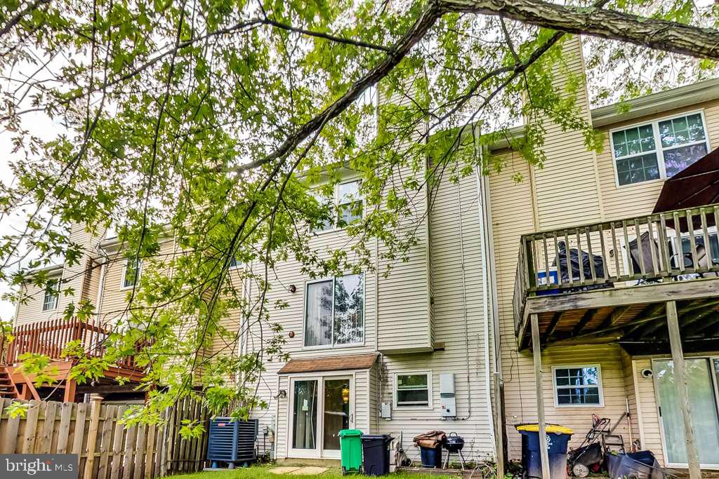 WOODSTREAM EAST PLAT EIG - Residential