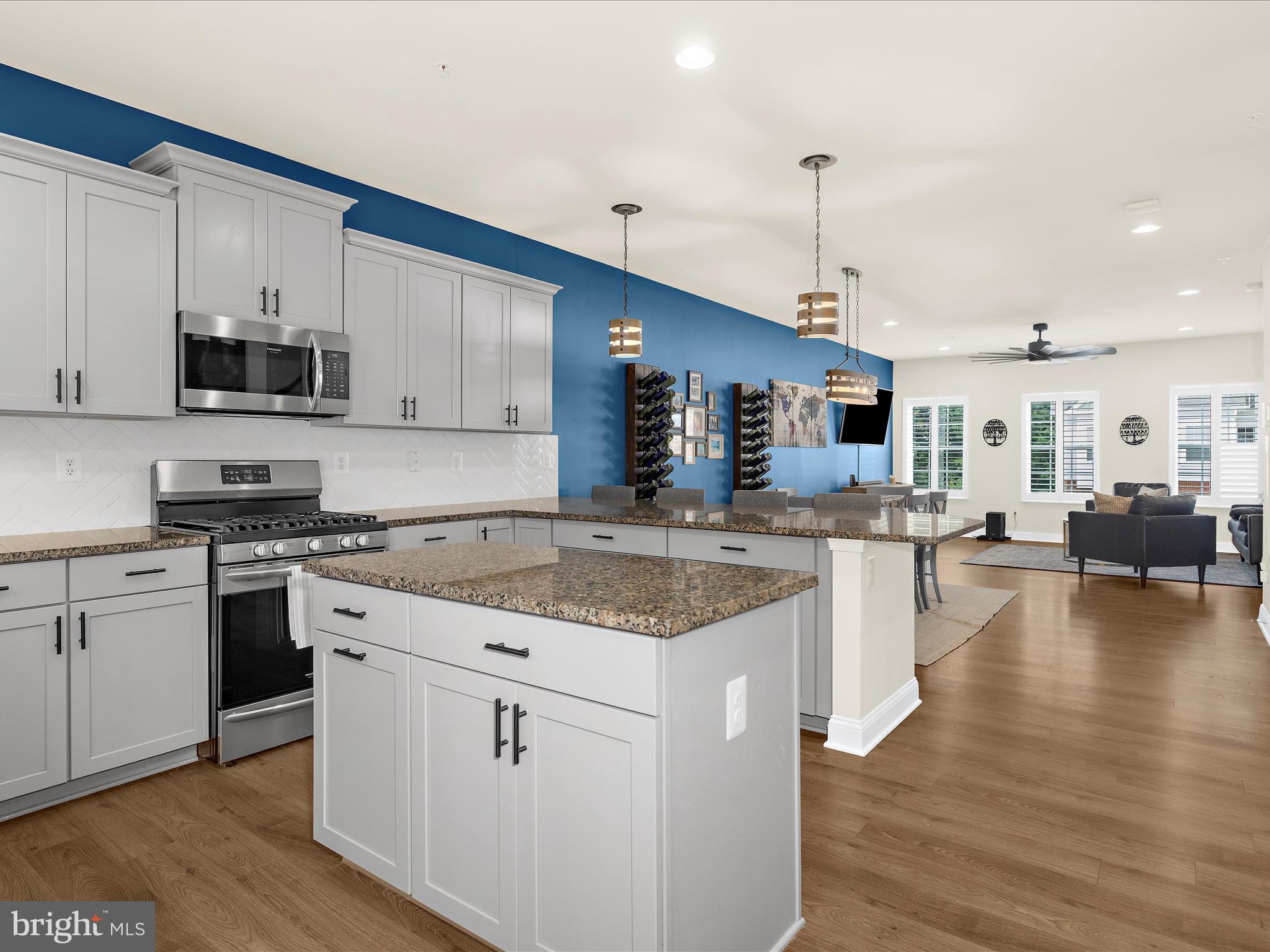 SUMMERFIELD VILLAGE - Residential