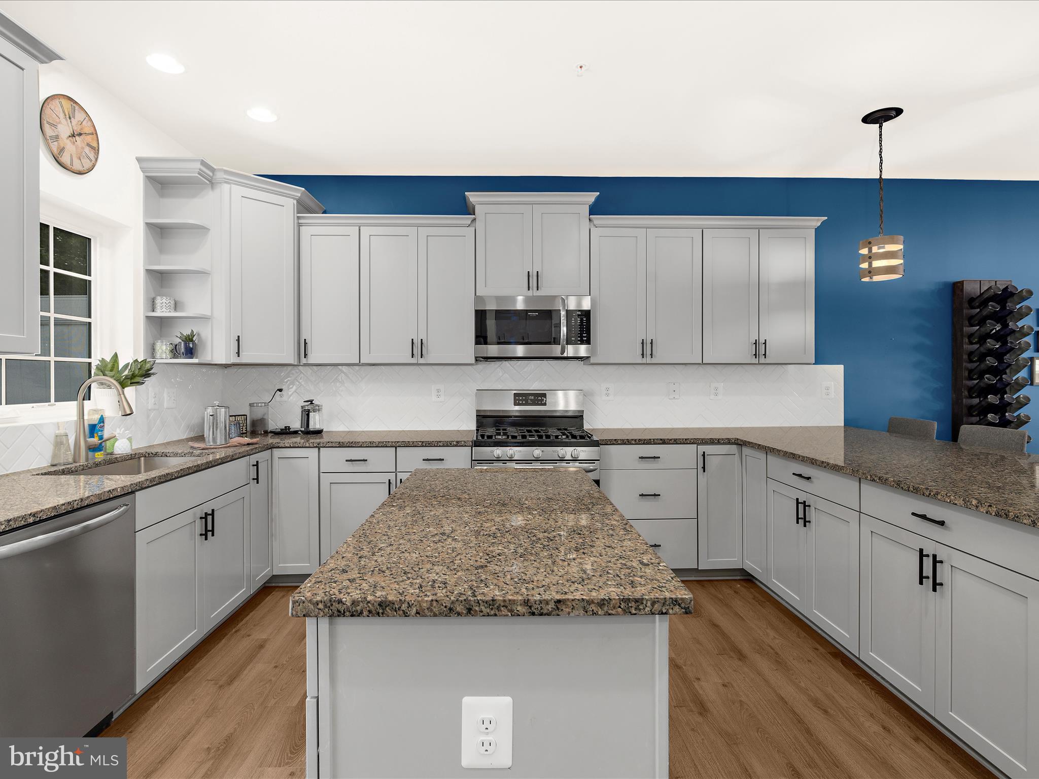 SUMMERFIELD VILLAGE - Residential