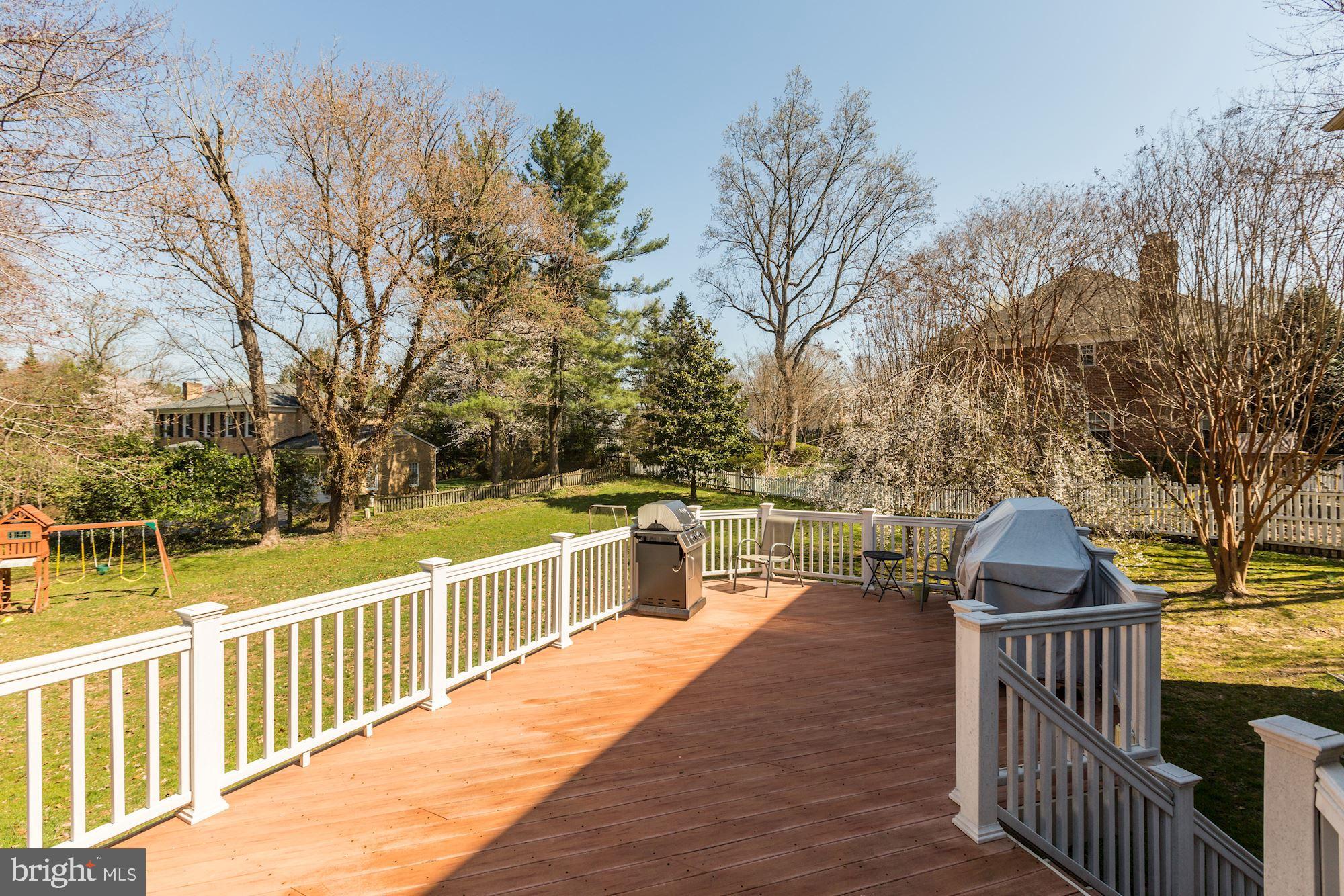 CHESTERBROOK WOODS - Residential