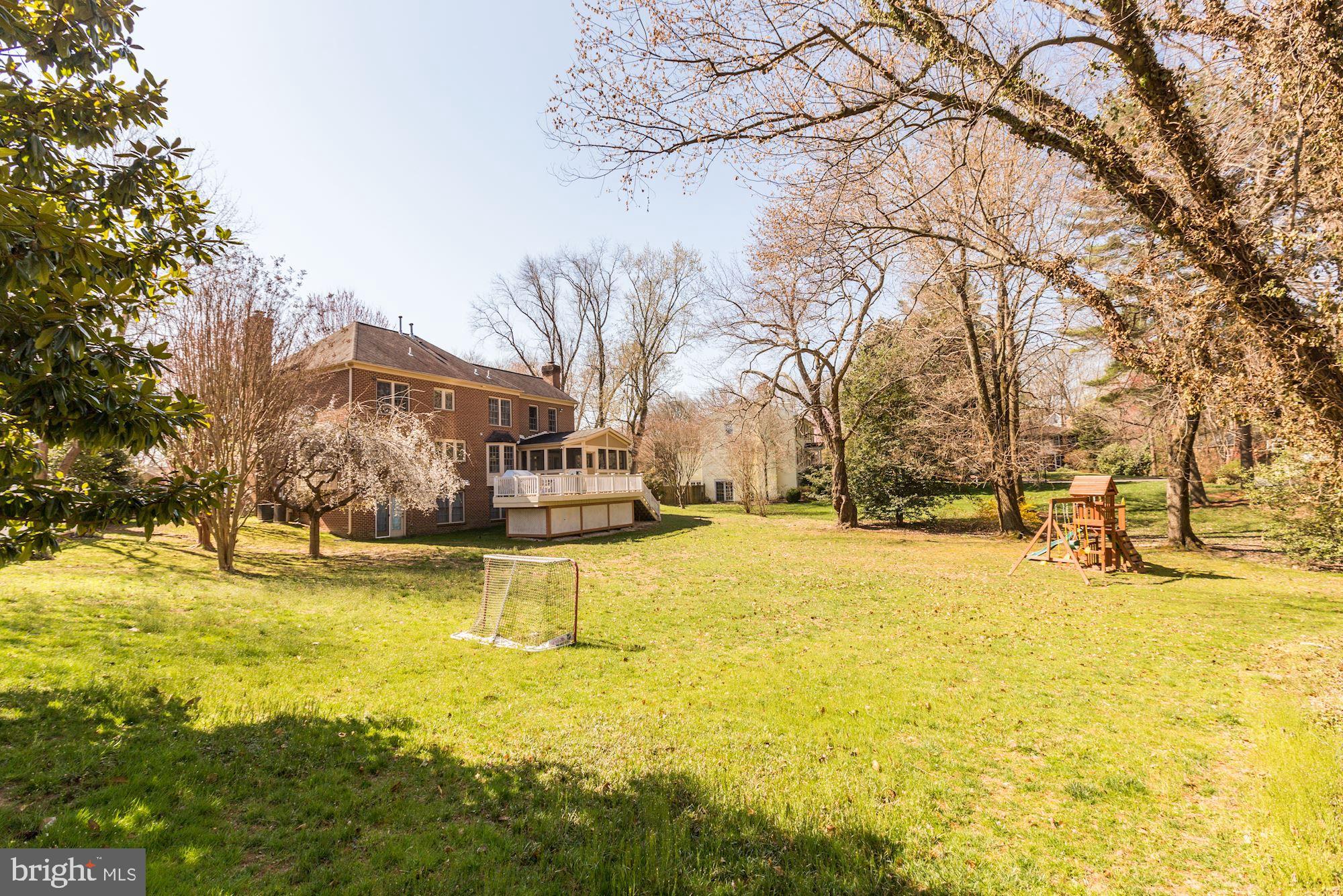 CHESTERBROOK WOODS - Residential