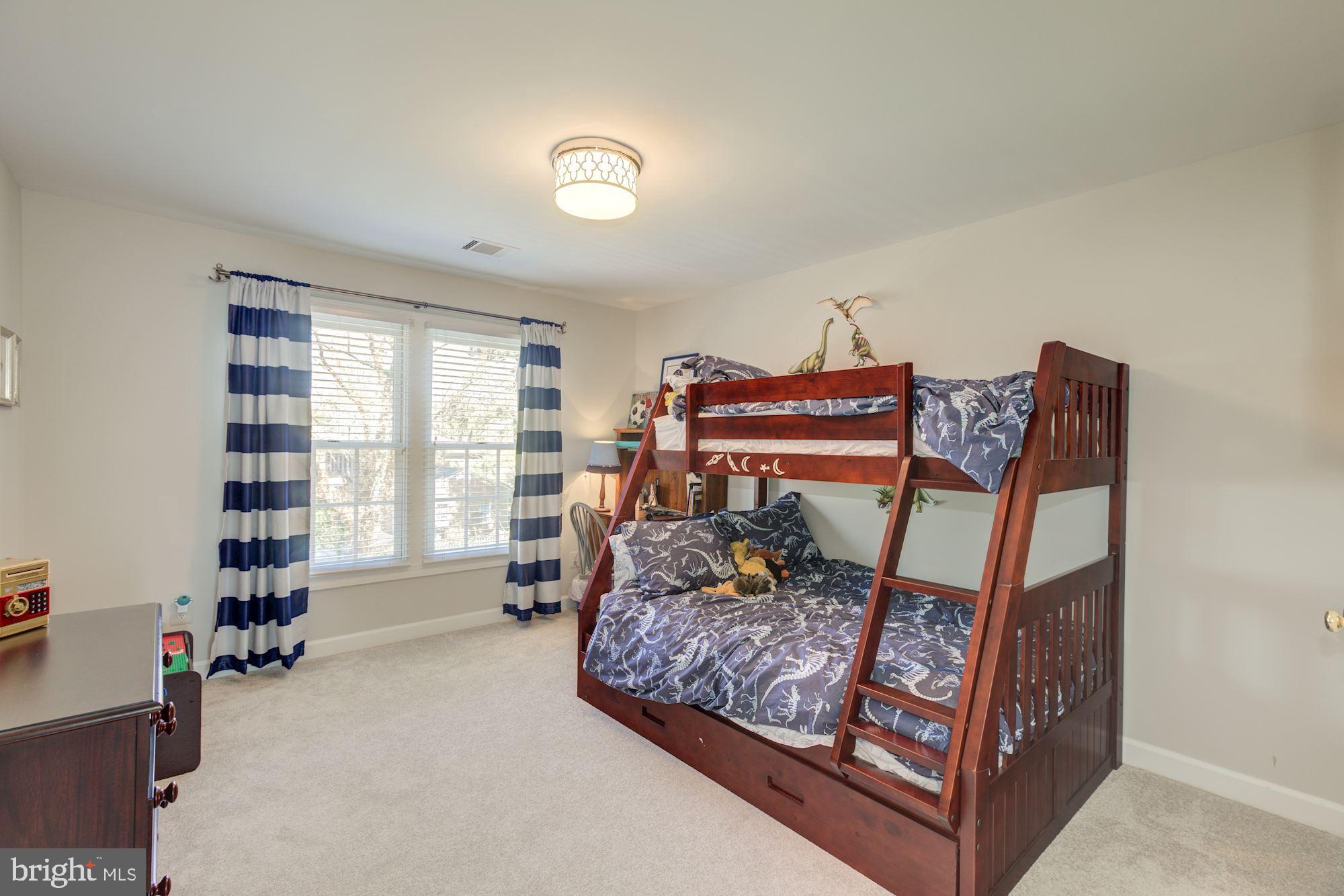 CHESTERBROOK WOODS - Residential