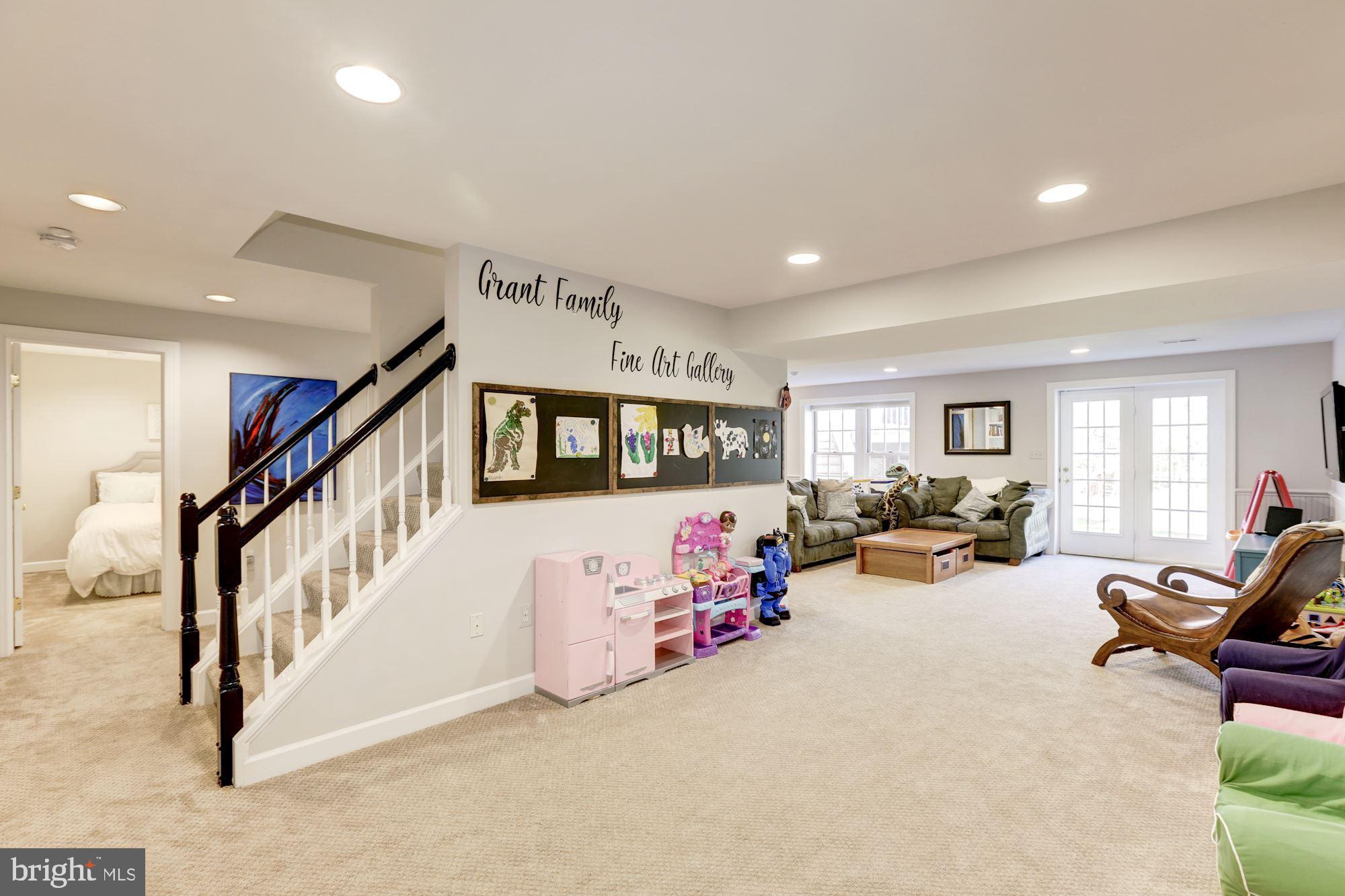 CHESTERBROOK WOODS - Residential