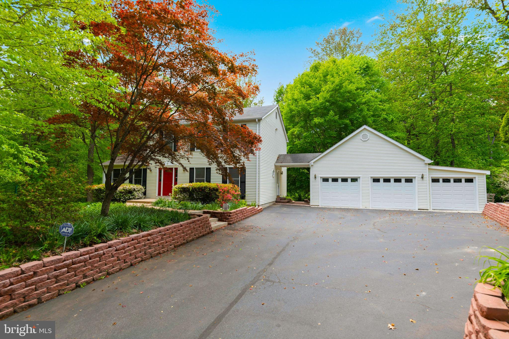 10615 PINEVIEW ROAD