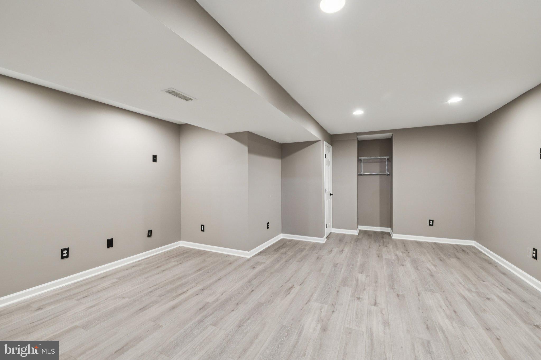 PIEDMONT - Residential