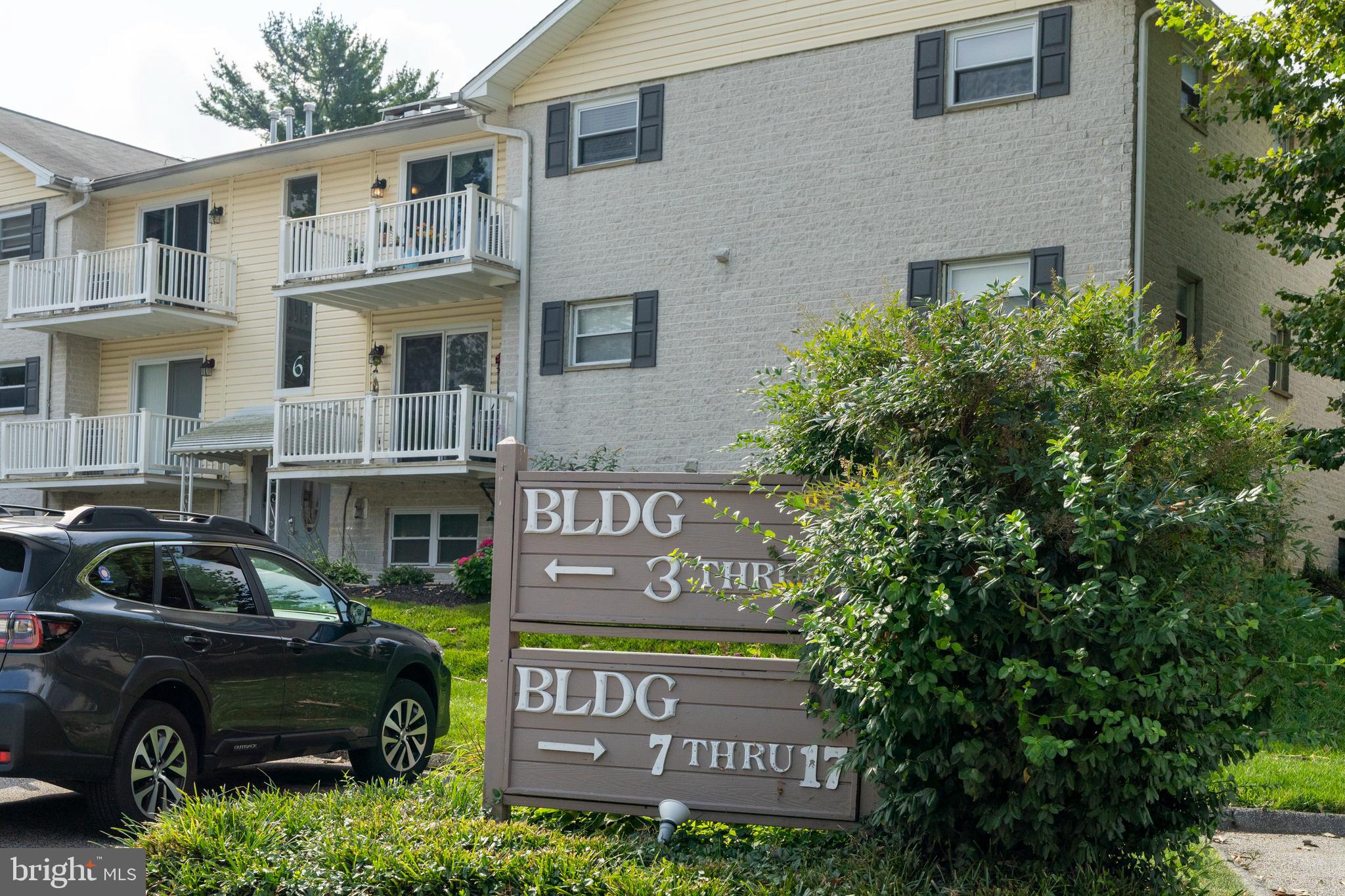 6 WARREN LODGE CT 2D