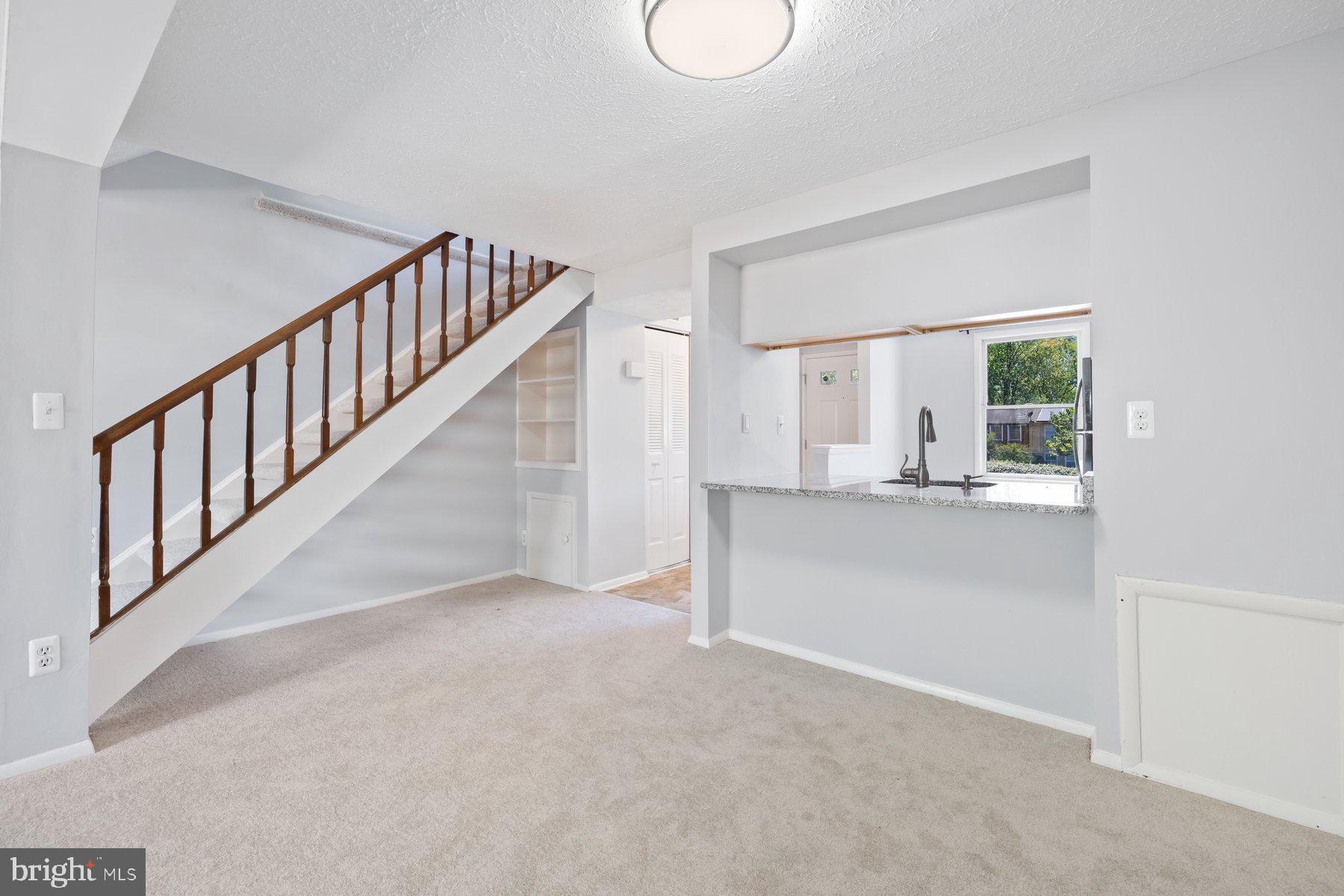 GUNNERS LAKE VILLAGE - Residential