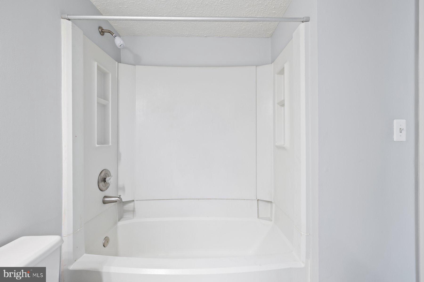 GUNNERS LAKE VILLAGE - Residential