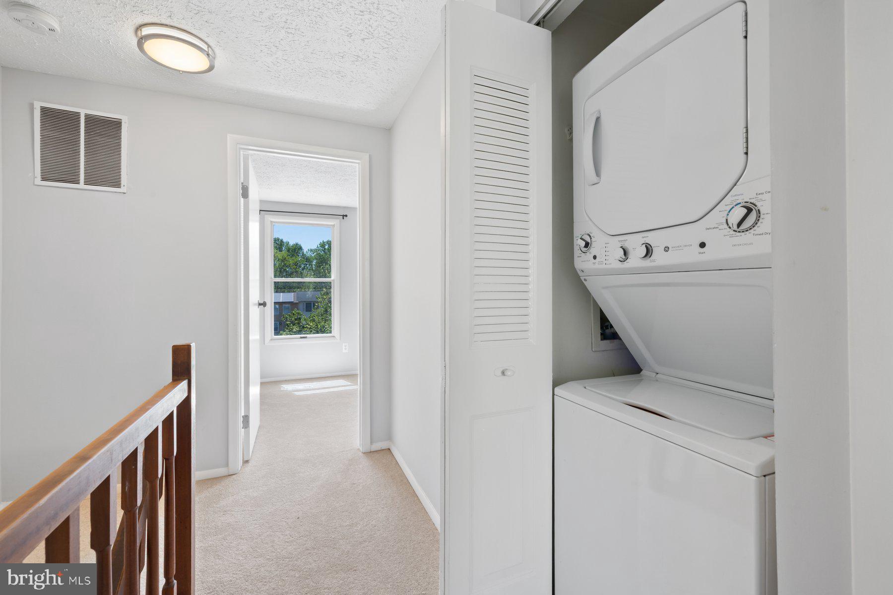 GUNNERS LAKE VILLAGE - Residential