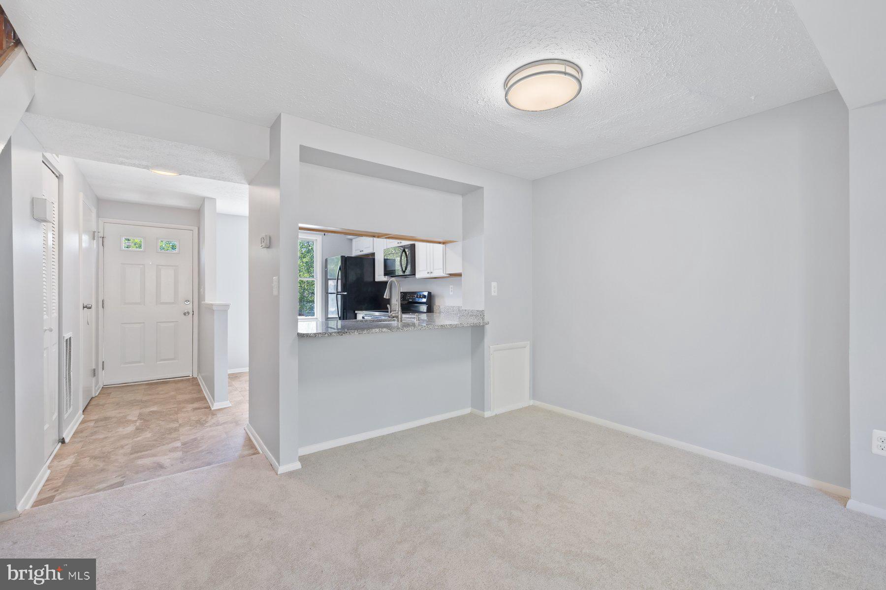 GUNNERS LAKE VILLAGE - Residential