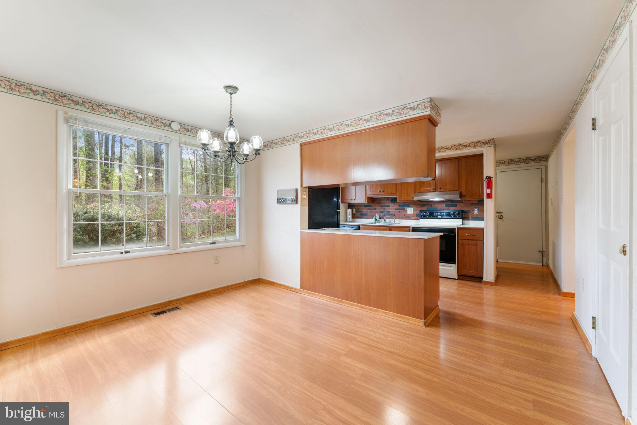 MARLTON - Residential