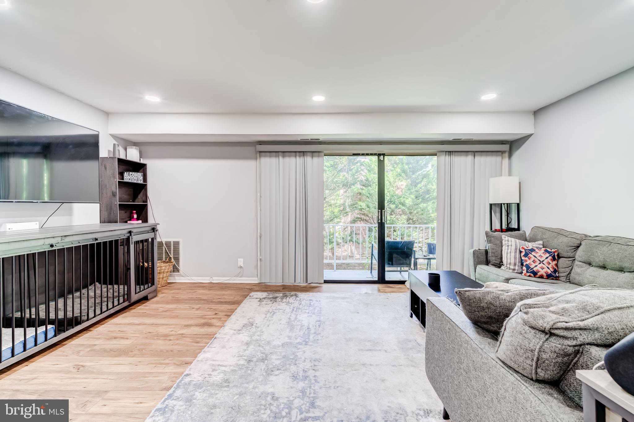 WESTCHESTER PARK - Residential Lease