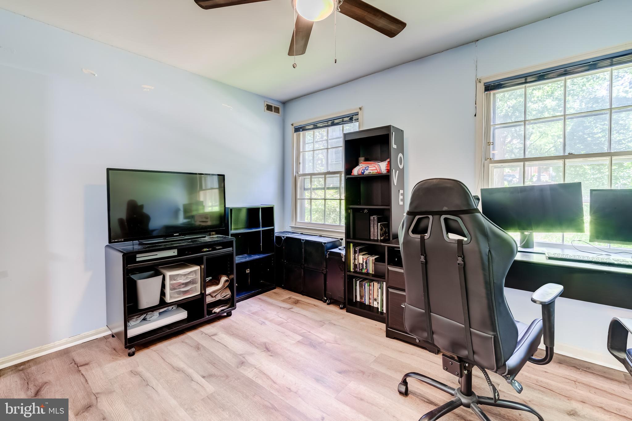 WESTCHESTER PARK - Residential Lease