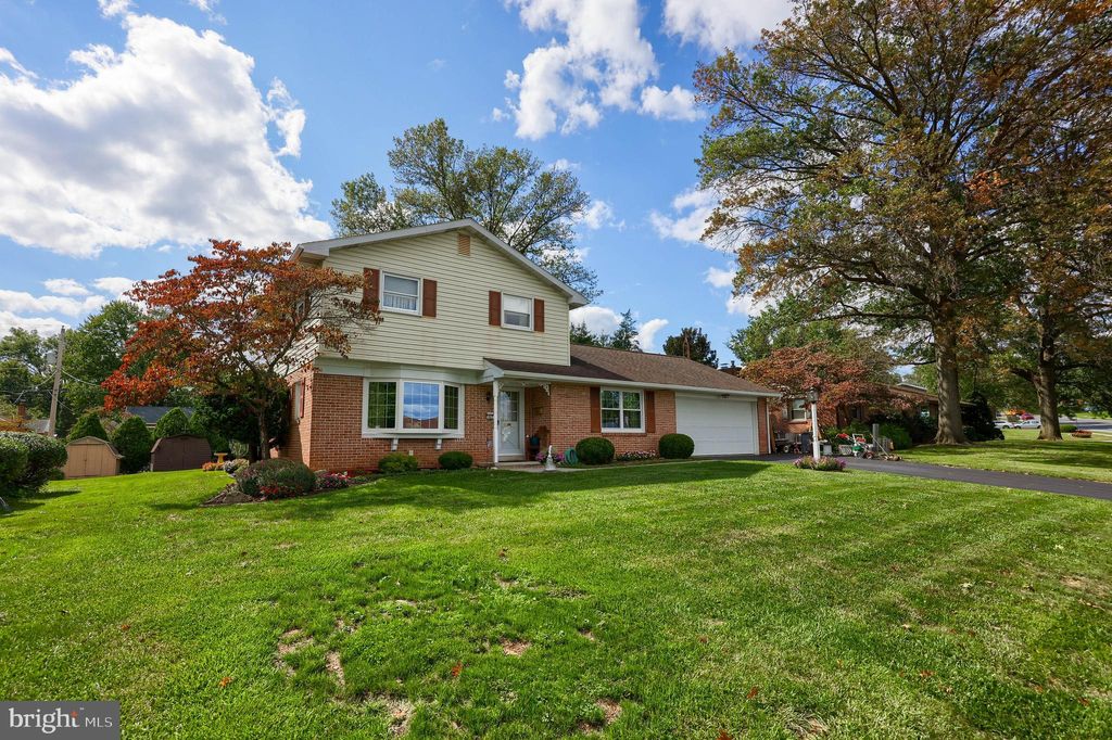 Photo of 482 N Holly Street, Elizabethtown, PA 17022 (MLS # PALA2041158)