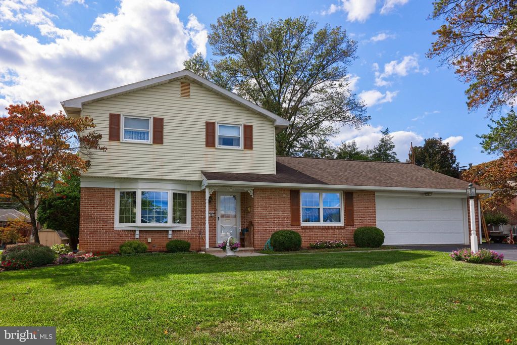 Photo of 482 N Holly Street, Elizabethtown, PA 17022 (MLS # PALA2041158)