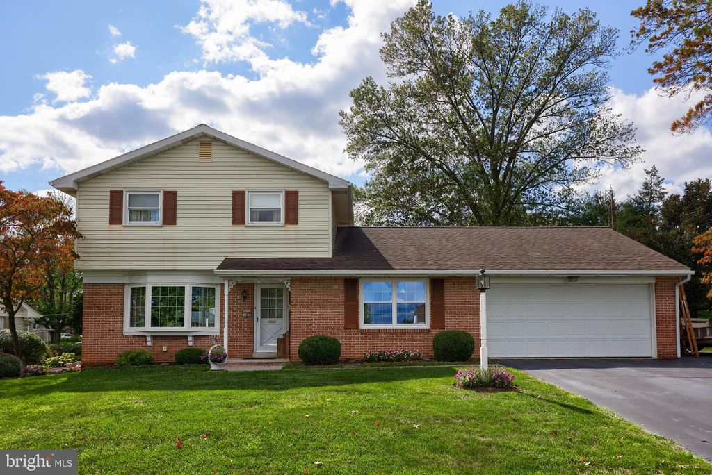 Photo of 482 N Holly Street, Elizabethtown, PA 17022 (MLS # PALA2041158)