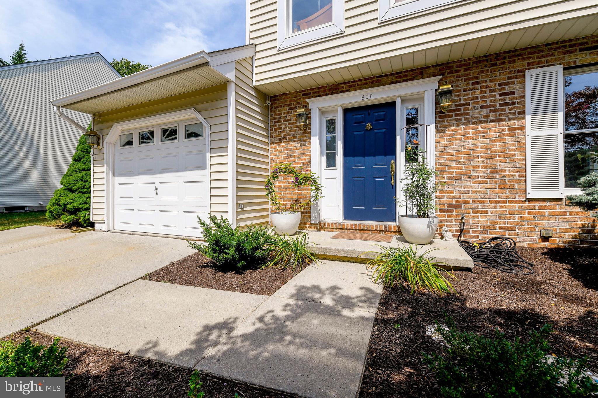 TOLLGATE ESTATES - Residential