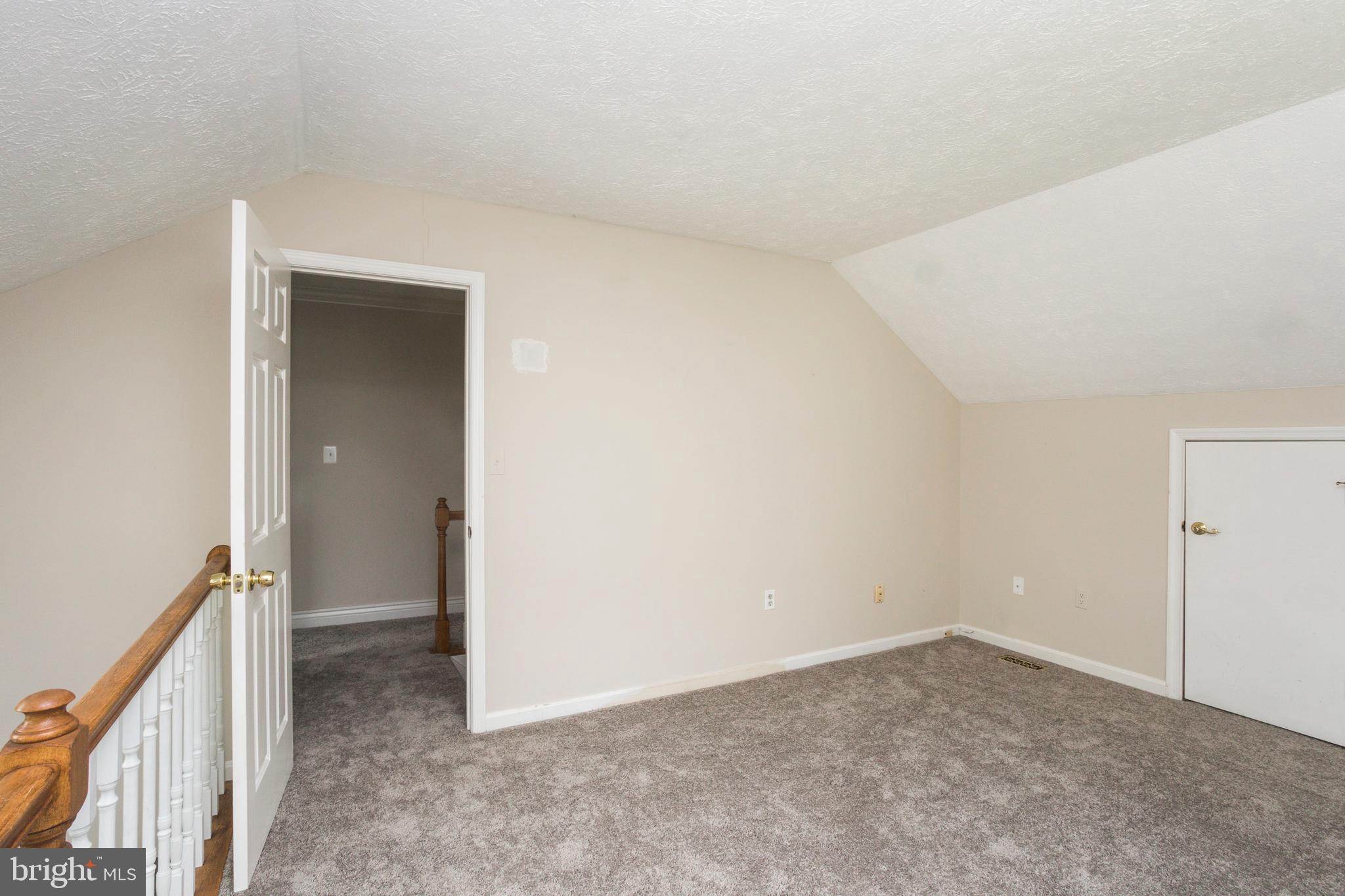 TOLLGATE ESTATES - Residential