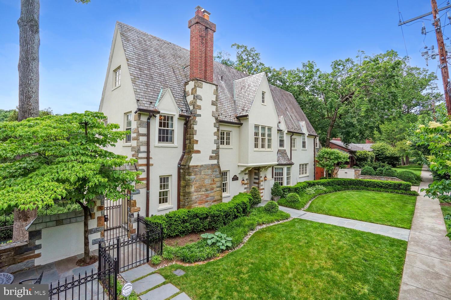 MASSACHUSETTS AVENUE HEIGHTS - Residential