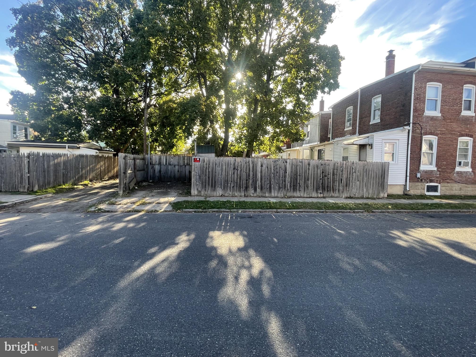 1600 GENESEE STREET