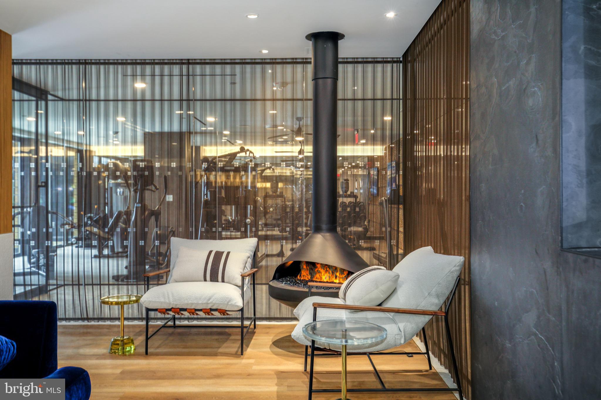 FALLS CHURCH CITY - Residential