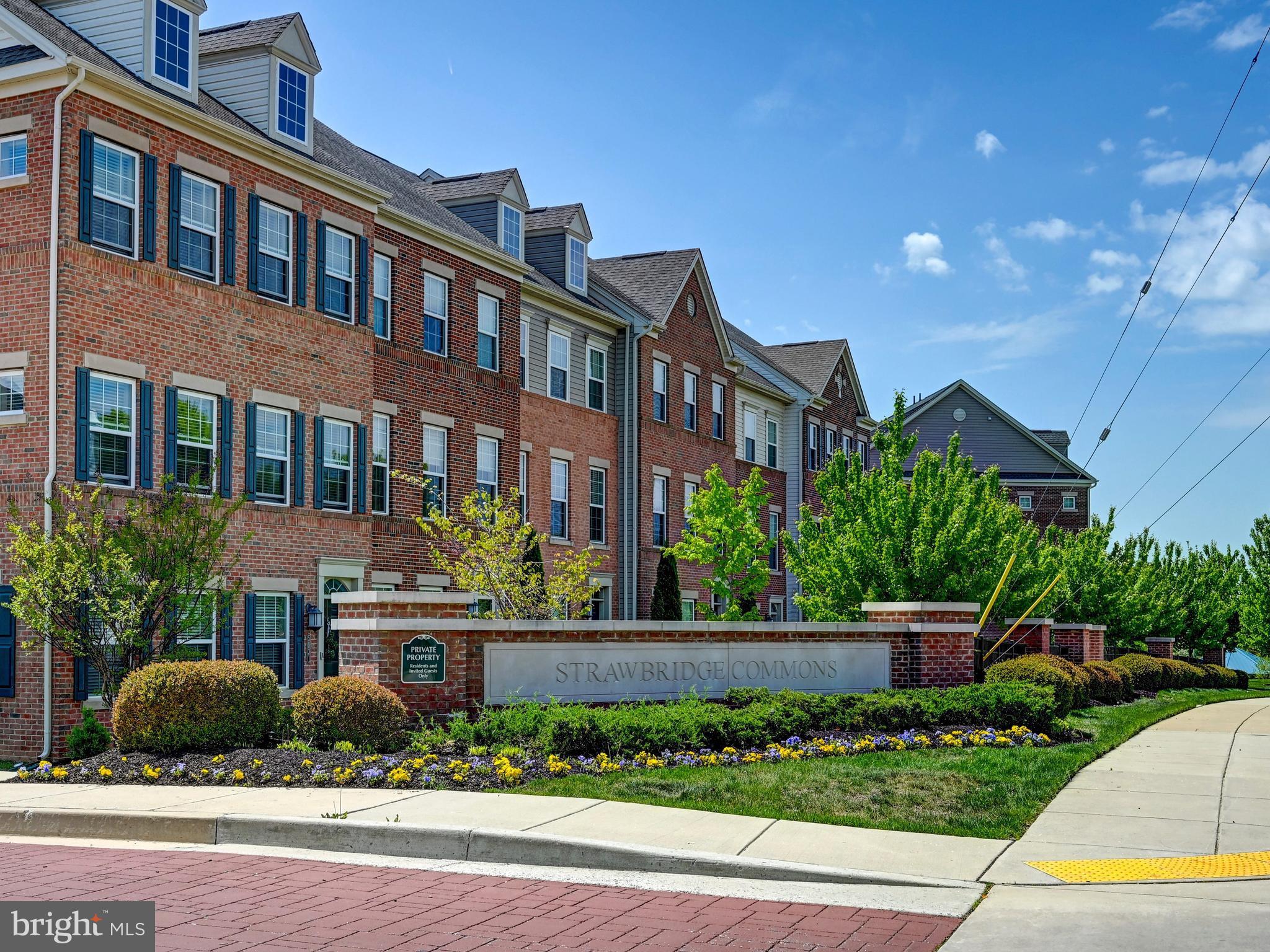 STRAWBRIDGE COMMONS - Residential