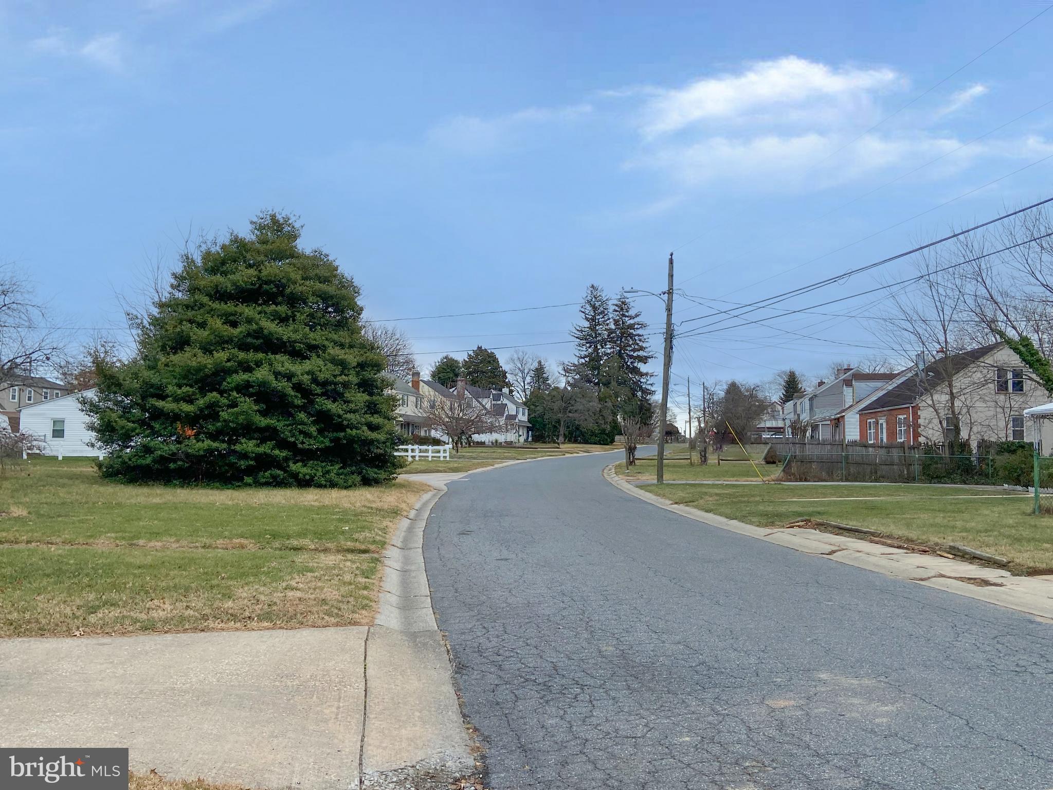 304 W VAN BUREN AVENUE