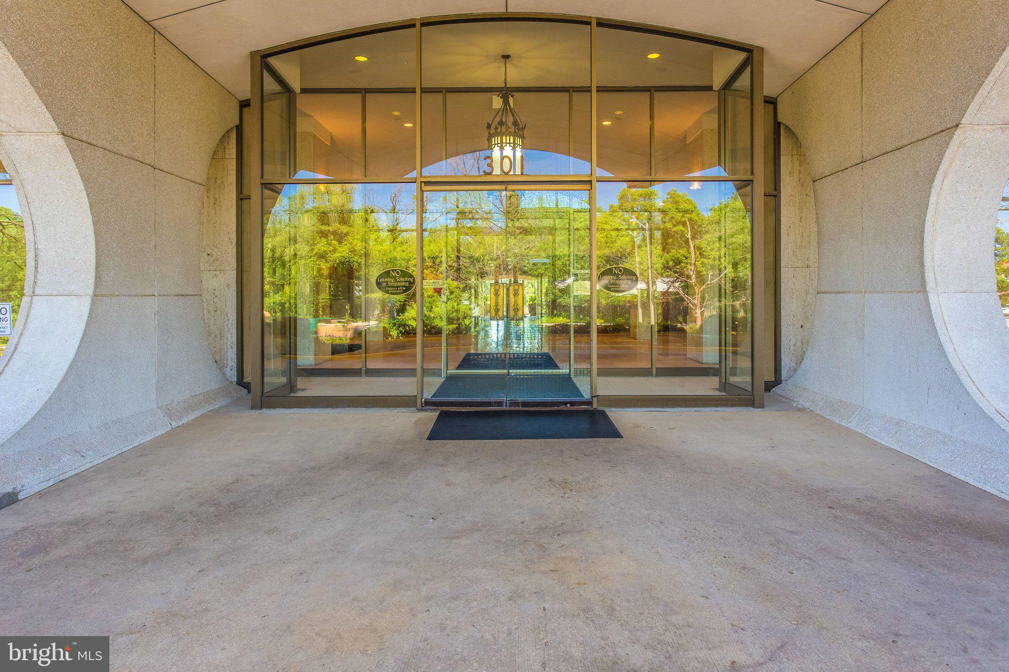 301 N BEAUREGARD STREET 208