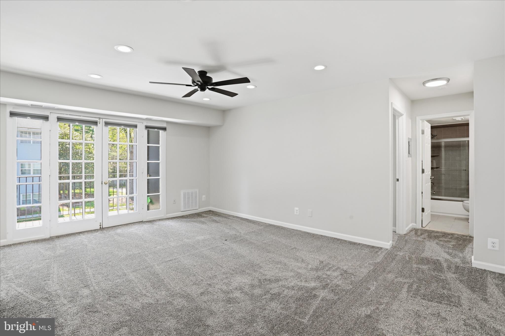 SPRINGFIELD GREEN - Residential