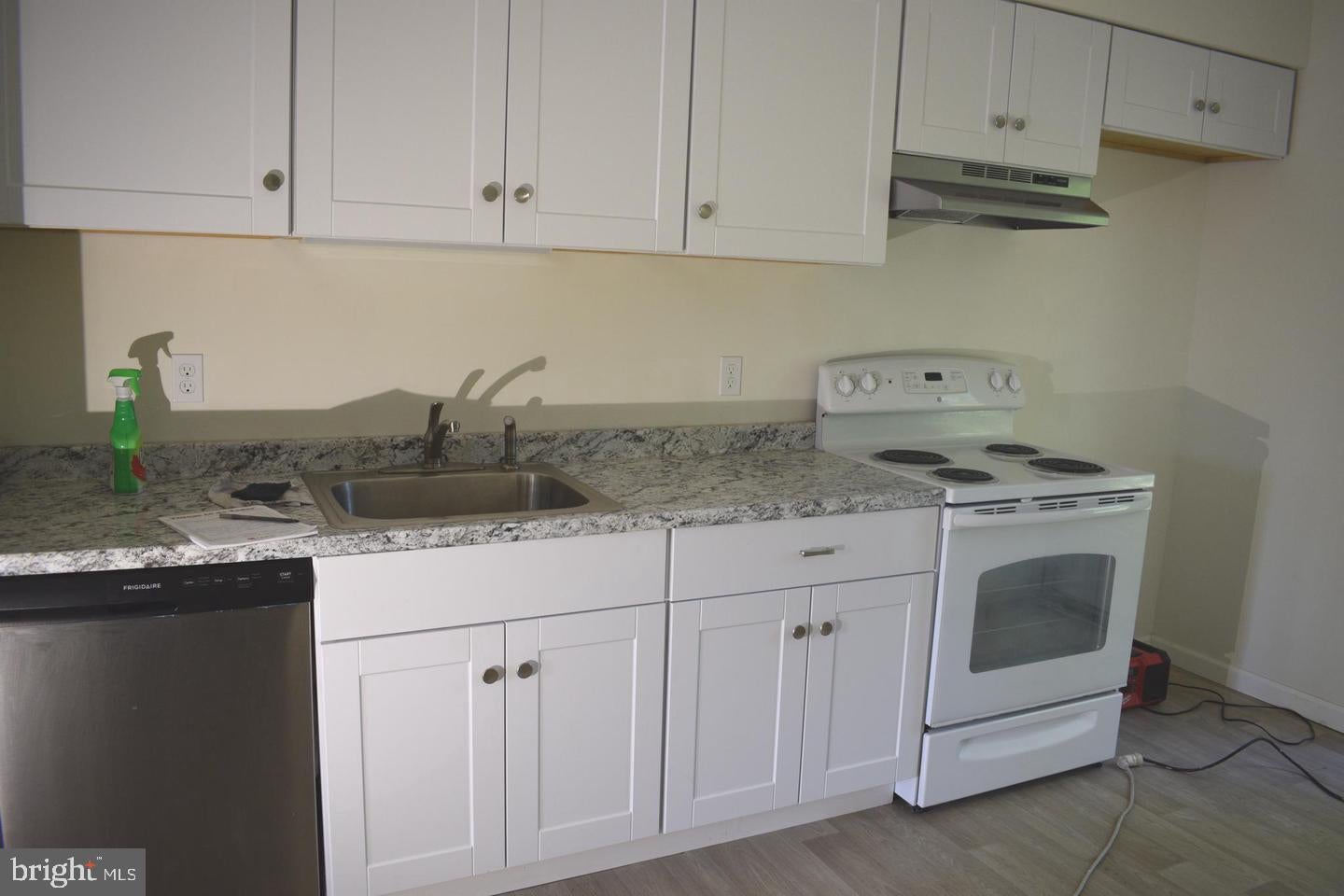 2101 HILL ROAD 39