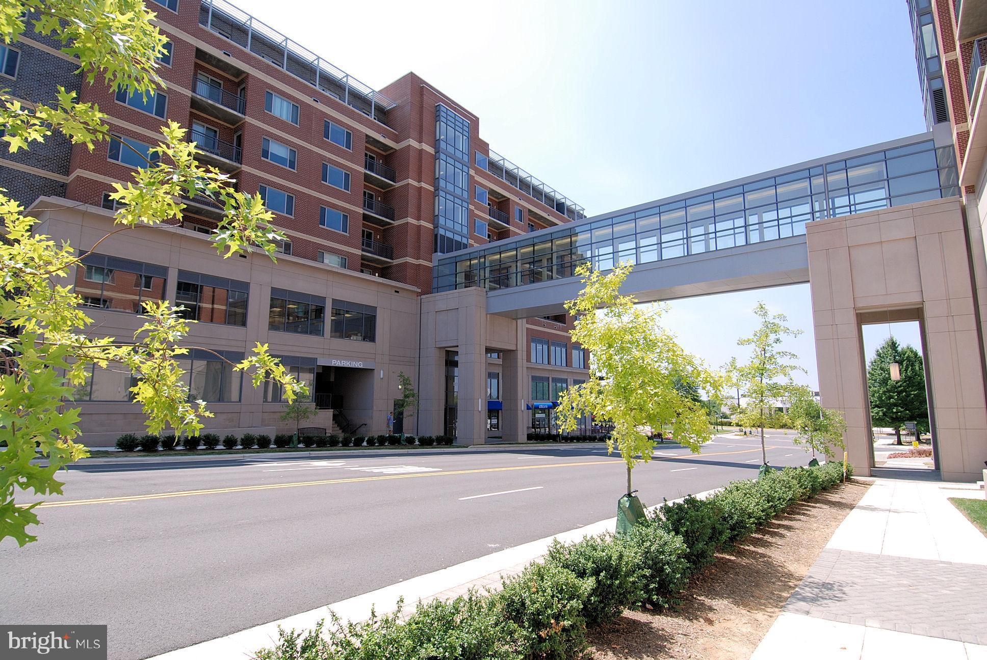 FAIRFIELD COMMONS - Residential