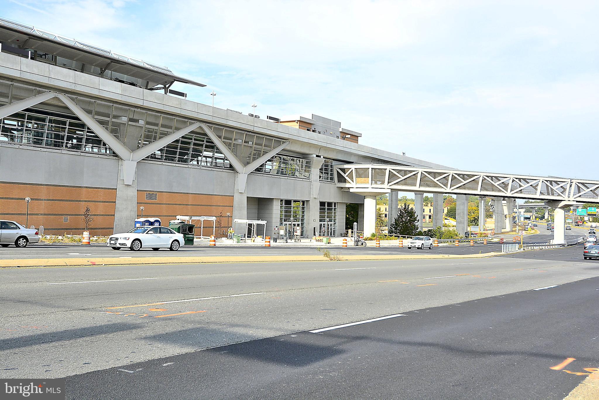 FAIRFIELD COMMONS - Residential