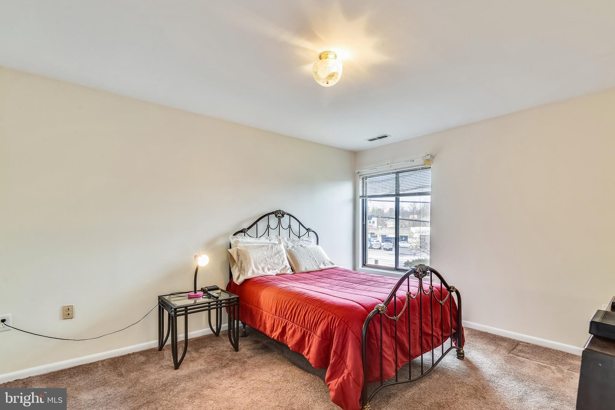 FAIRFIELD COMMONS - Residential