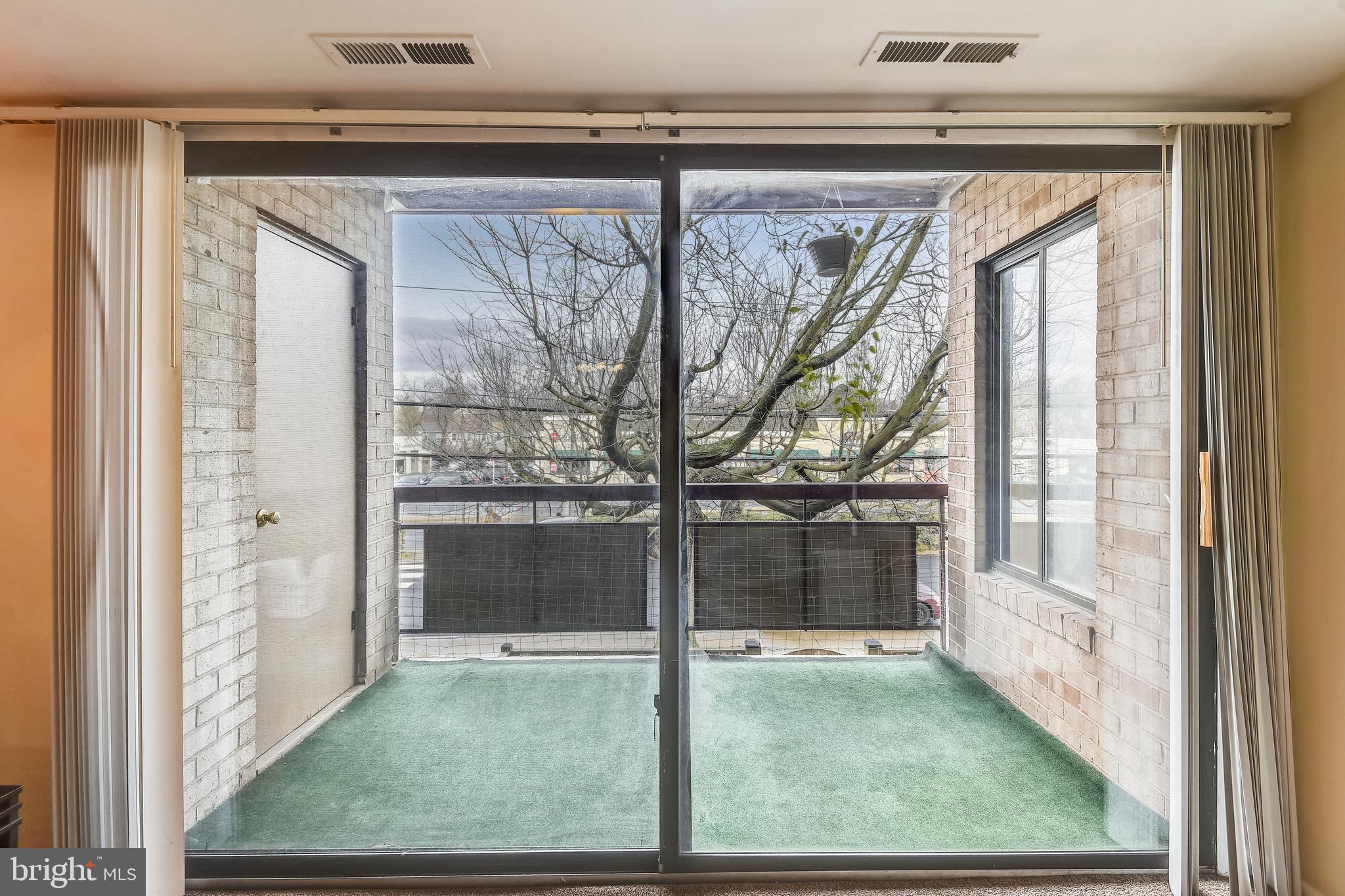 FAIRFIELD COMMONS - Residential