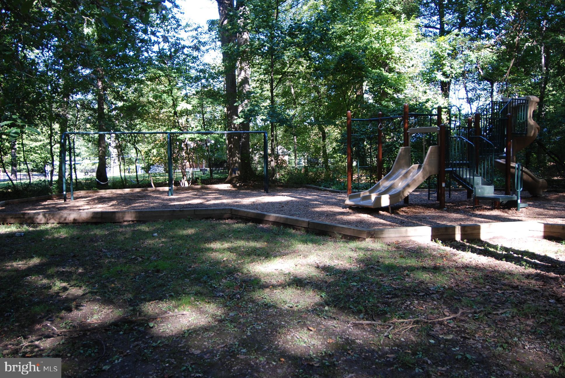 FAIRFIELD COMMONS - Residential