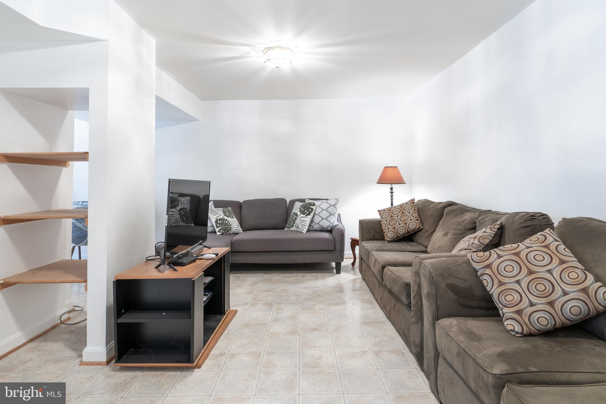 GREENBRIER - Residential