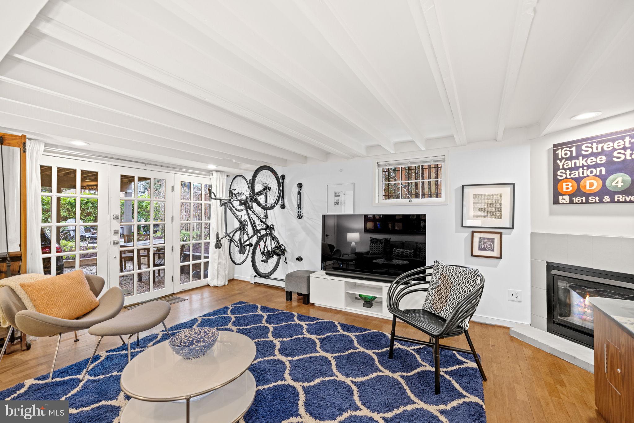 OBSERVATORY CIRCLE - Residential